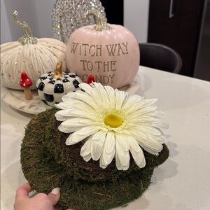 Floral Moss Home Accent